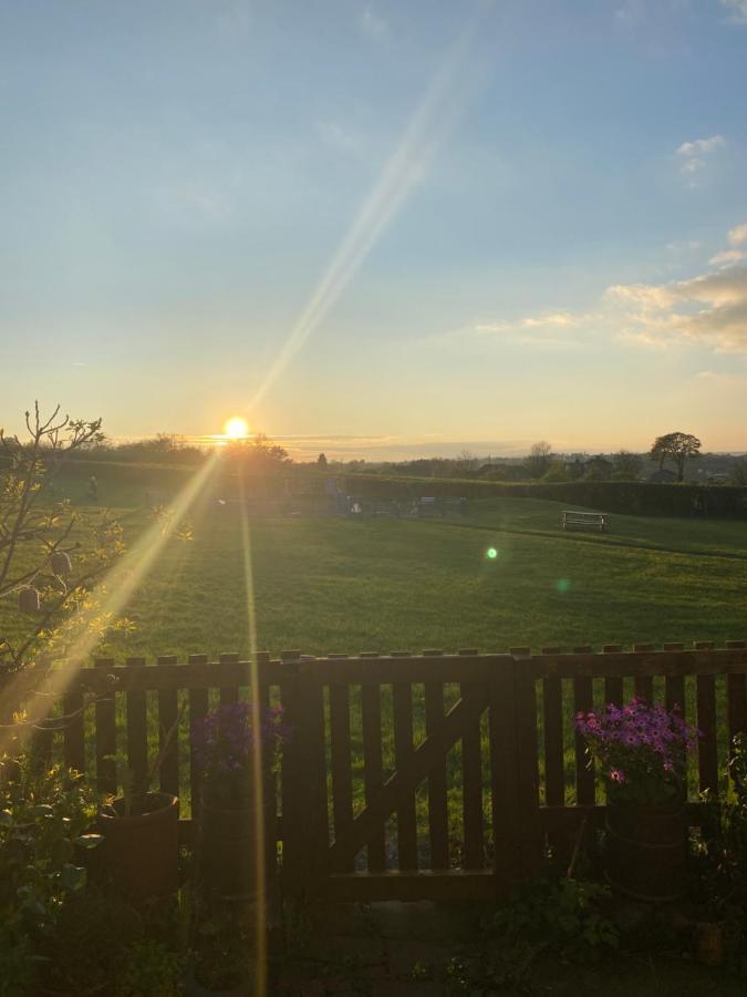 Park View Cottage Liversedge Екстериор снимка